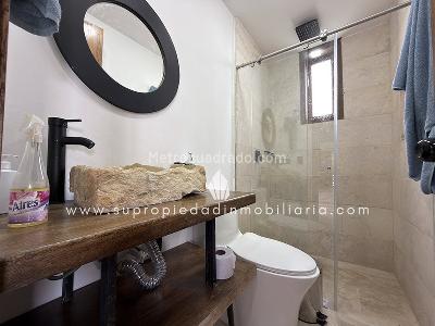 Casa de 4 alcobas en venta en Santa Elena, Medellín, 350 m² · foto 13 de 20