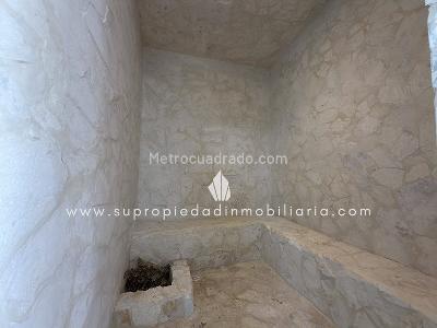 Casa de 4 alcobas en venta en Santa Elena, Medellín, 350 m² · foto 15 de 20