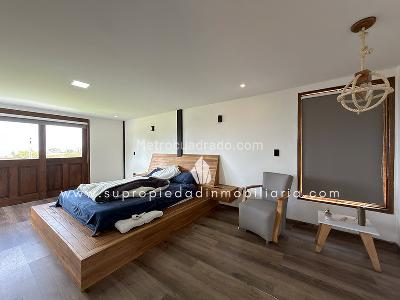 Casa de 4 alcobas en venta en Santa Elena, Medellín, 350 m² · foto 16 de 20