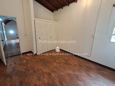 Casa de 3 alcobas en arriendo en Las Lomas, Medellín, 330 m² · foto 20 de 24