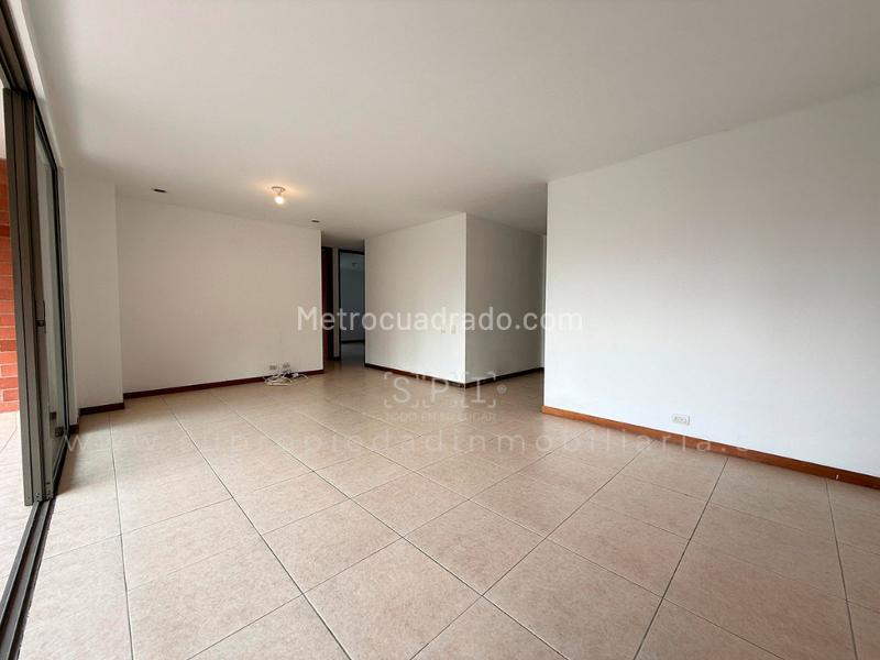 3BR Apartment for Rent in La Calera, El Poblado (119 m²) - 7