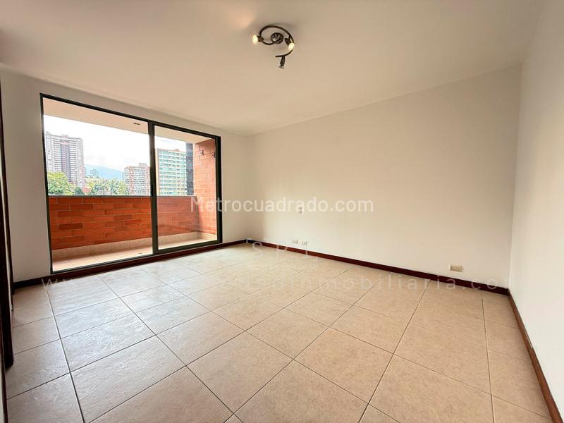 3BR Apartment for Rent in La Calera, El Poblado (119 m²) - 8