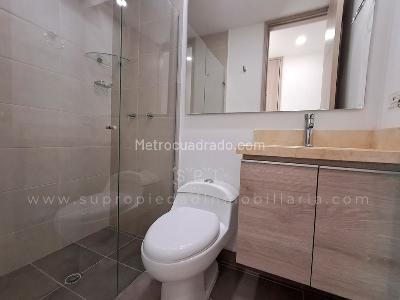Apartamento de 3 alcobas en arriendo en Loma Del Esmeraldal, Envigado, 97 m² · foto 9 de 17