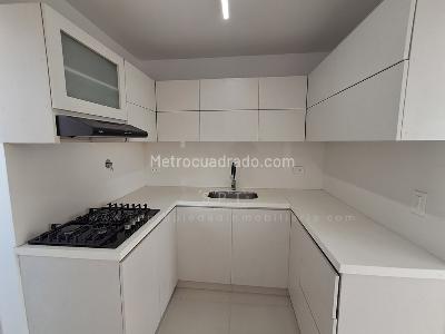 Apartment for rent in Los Balsos, Medellín