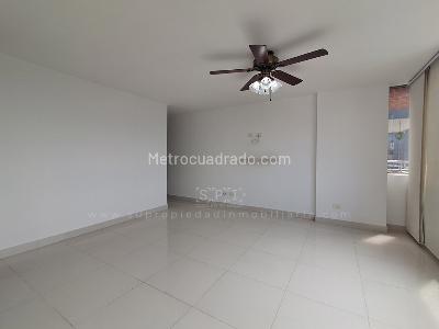 Apartamento en arriendo en Los Balsos, Medellín · foto 4 de 20
