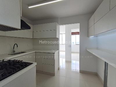 Apartamento en arriendo en Los Balsos, Medellín · foto 7 de 20