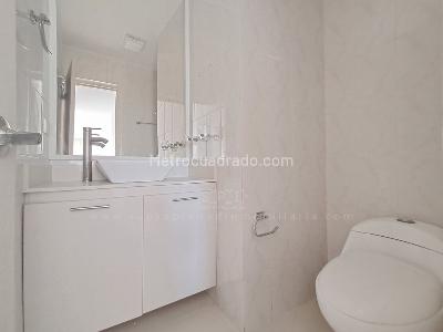 Apartamento en arriendo en Los Balsos, Medellín · foto 9 de 20
