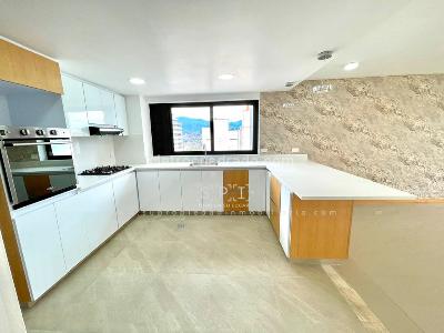 Apartamento en arriendo en La Linde, Medellín · foto 4 de 20