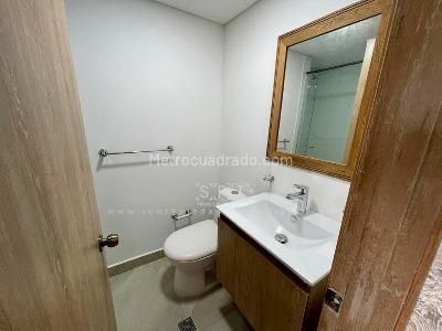 Apartamento en arriendo en La Linde, Medellín · foto 10 de 20