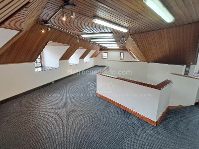 Casa de 5 alcobas en arriendo en Chapinero Alto, Bogotá, 300 m² · foto 2 de 20