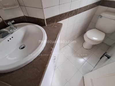 Casa de 5 alcobas en arriendo en Chapinero Alto, Bogotá, 300 m² · foto 9 de 20