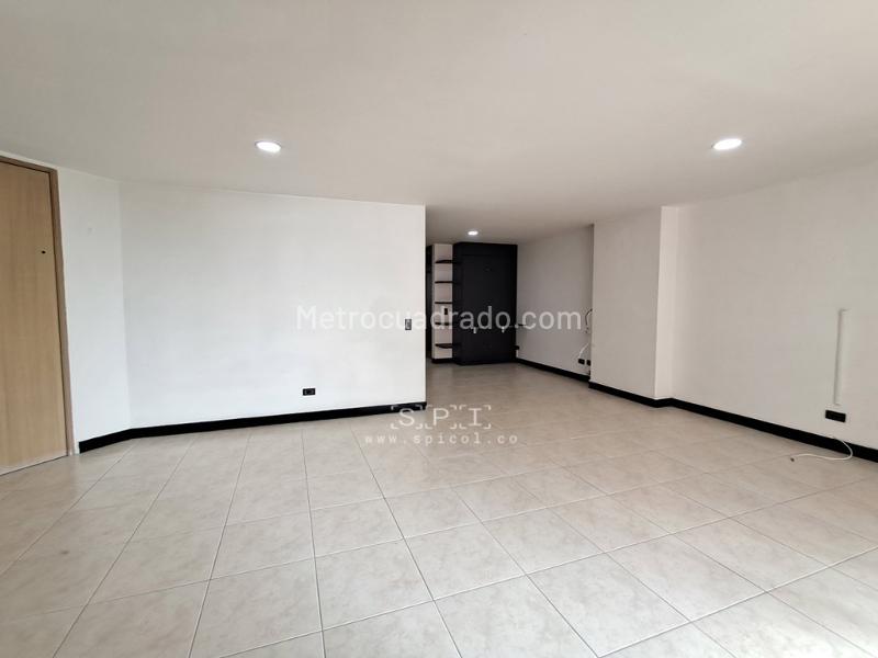 Apartamento en Arriendo, El Portal, Envigado - 3