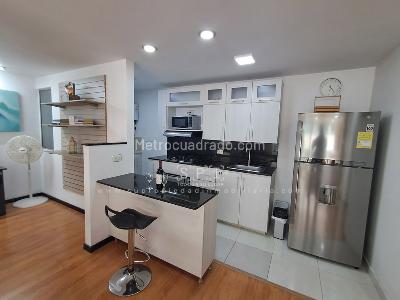 Apartamento en arriendo en El Poblado, Medellín · foto 4 de 18