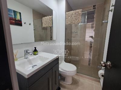 Apartamento en arriendo en El Poblado, Medellín · foto 10 de 18