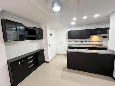 Apartamento de 3 alcobas en arriendo en El Poblado, Medellín, 87 m² · foto 4 de 20