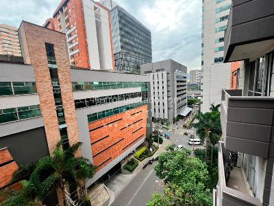 Apartamento de 3 alcobas en arriendo en El Poblado, Medellín, 87 m² · foto 9 de 20