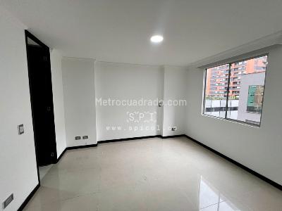 Apartamento de 3 alcobas en arriendo en El Poblado, Medellín, 87 m² · foto 15 de 20