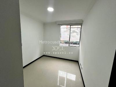 Apartamento de 3 alcobas en arriendo en El Poblado, Medellín, 87 m² · foto 17 de 20
