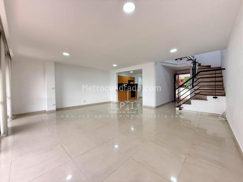 Casa Dúplex en Arriendo en Benedictinos, Envigado - 2