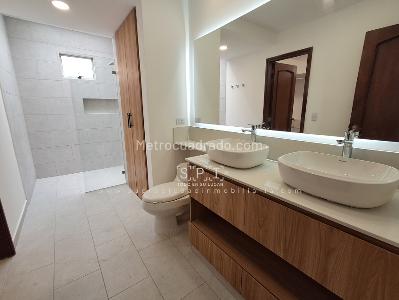 Apartamento en arriendo en El Tesoro, Medellín · foto 19 de 20
