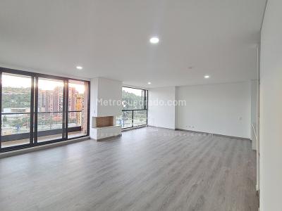 Apartamento en venta en San Jose De Bavaria, Bogotá · foto 2 de 20