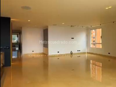 Apartamento de 3 alcobas en venta en La Calera, Medellín, 235 m² · foto 6 de 12