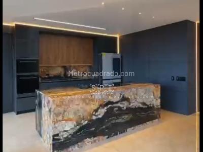 Apartamento de 3 alcobas en venta en La Calera, Medellín, 235 m² · foto 12 de 12