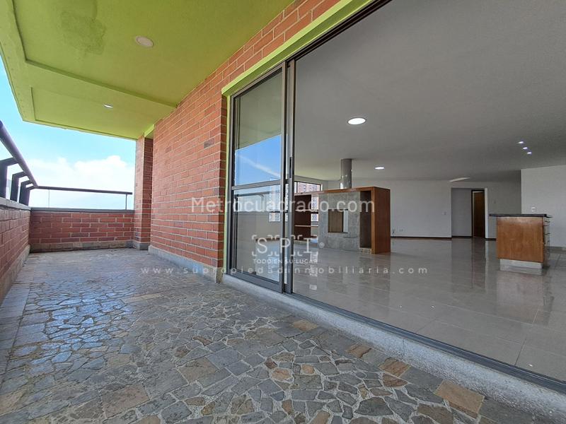 Exclusive Duplex 3BR Apartment for Rent in Aves María, Sabaneta