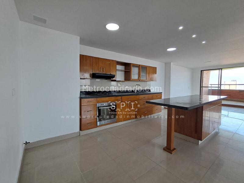 Exclusive Duplex 3BR Apartment for Rent in Aves María, Sabaneta - 5