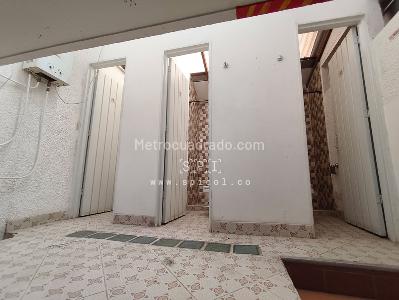 Casa de 3 alcobas en arriendo en Calasanz, Medellín, 350 m² · foto 10 de 20