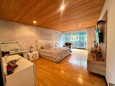 Casa de 4 alcobas en venta en Las Callejas, Envigado, 390 m² · foto 9 de 20