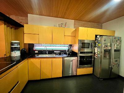 Casa de 4 alcobas en venta en Las Callejas, Envigado, 390 m² · foto 17 de 20