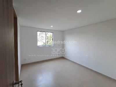 Apartamento de 3 alcobas en arriendo en Loma Benedictinos, Envigado, 140 m² · foto 9 de 20