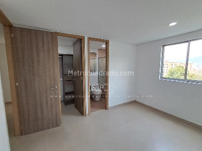 Apartamento de 3 alcobas en arriendo en Loma Benedictinos, Envigado, 140 m² · foto 10 de 20