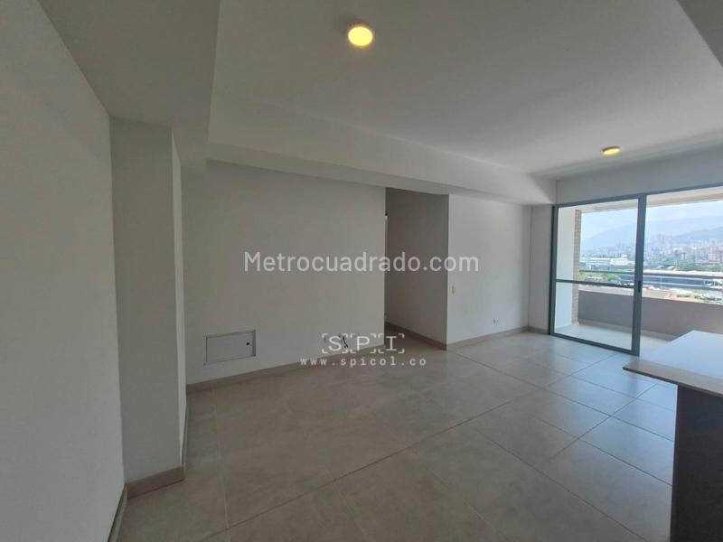 Apartamento en Arriendo, El Portal, Envigado - 2