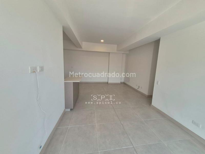 Apartamento en Arriendo, El Portal, Envigado - 3
