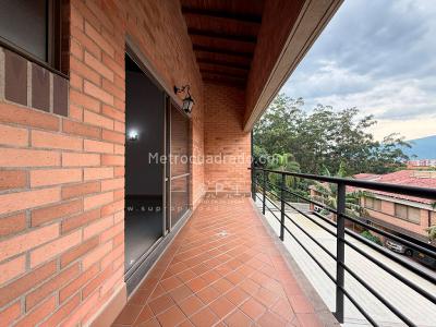 Casa de 3 alcobas en venta en Benedictinos, Envigado, 150 m² · foto 14 de 20