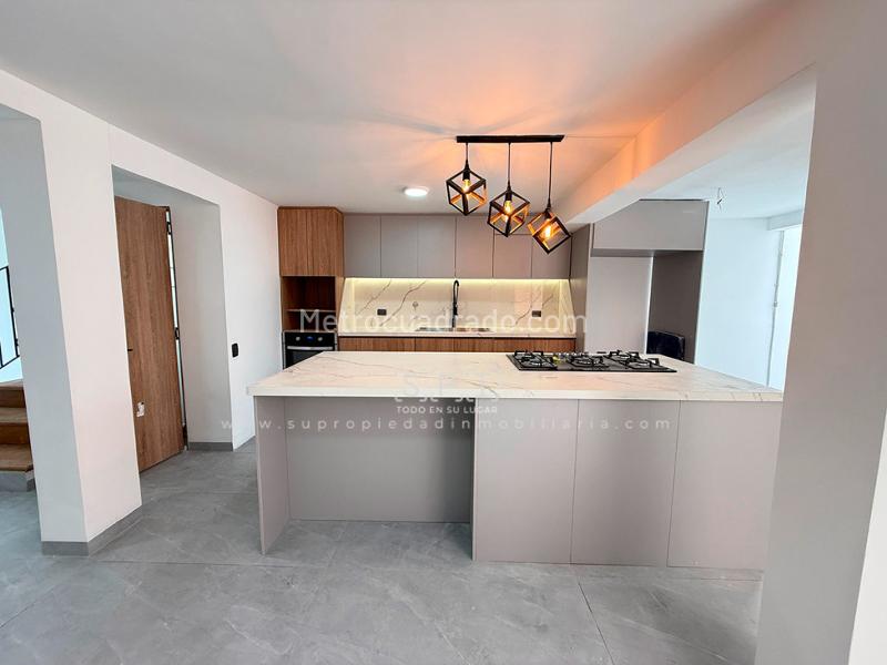 Spacious 3BR House for Rent in Loma del Escobero, Envigado - 4