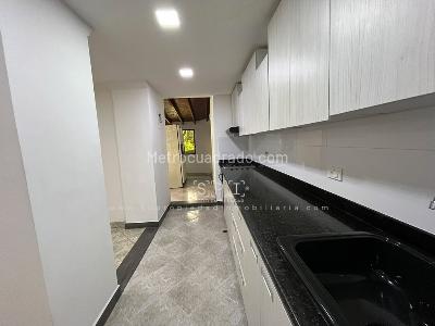 Apartamento en venta en La Aguacatala, Medellín · foto 3 de 17
