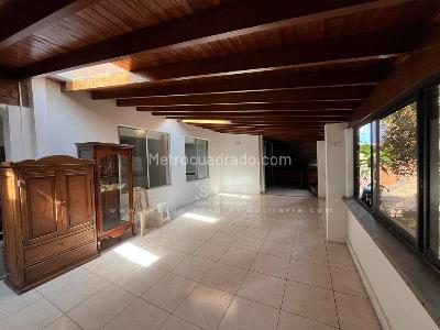Apartamento en venta en La Aguacatala, Medellín · foto 7 de 17