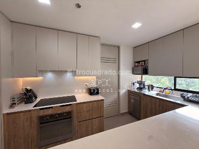 Apartamento de 4 alcobas en venta en El Poblado, Medellín, 173 m² · foto 2 de 20