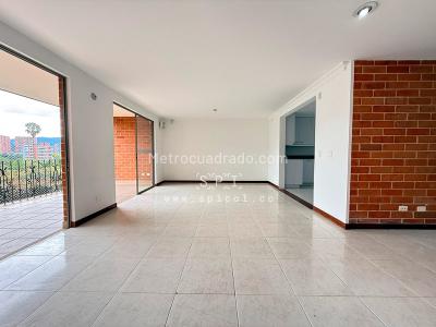 Casa de 3 alcobas en venta en Loma Del Chocho, Envigado, 283 m² · foto 6 de 20