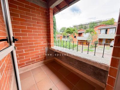 Casa de 3 alcobas en venta en Loma Del Chocho, Envigado, 283 m² · foto 20 de 20