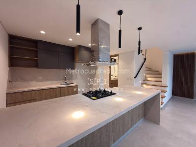 Casa de 3 alcobas en venta en El Porvenir, Rionegro, 230 m² · foto 5 de 20