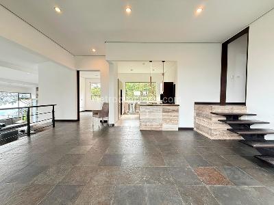 Casa de 3 alcobas en arriendo en Vda El Peñasco, Envigado, 408 m² · foto 12 de 20