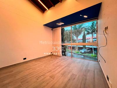 Casa de 3 alcobas en venta en El Esmeraldal, Envigado, 173 m² · foto 17 de 20