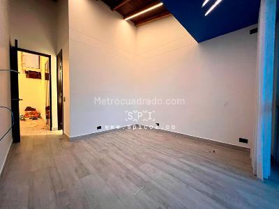 Casa de 3 alcobas en venta en El Esmeraldal, Envigado, 173 m² · foto 19 de 20