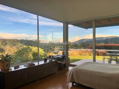 Casa de 3 alcobas en venta en Alto De Palmas, Envigado, 407 m² · foto 8 de 17