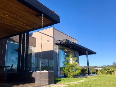 Casa de 3 alcobas en venta en Alto De Palmas, Envigado, 407 m² · foto 9 de 17