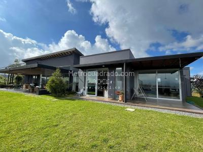 Casa de 3 alcobas en venta en Alto De Palmas, Envigado, 407 m² · foto 14 de 17